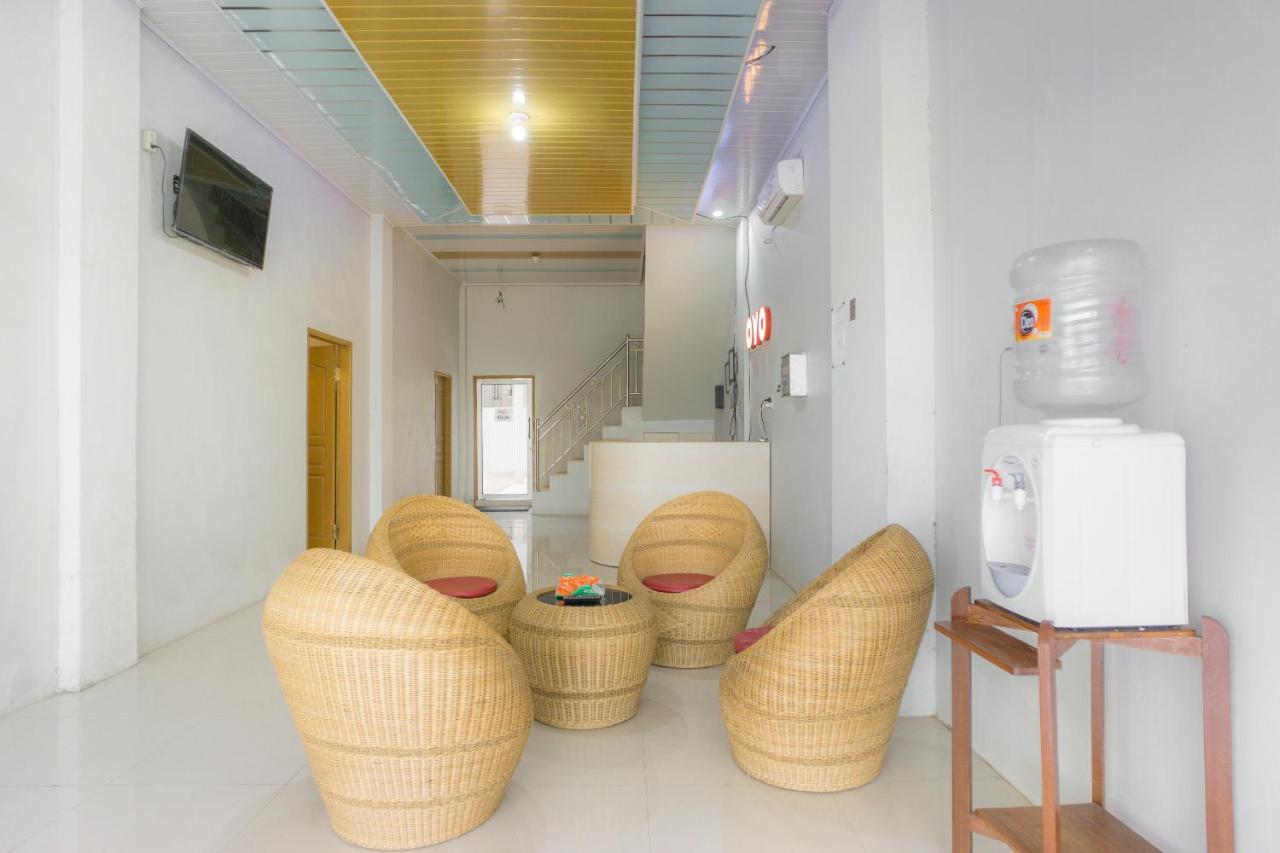 Oyo 2598 Hotel Chocolate Langsa Екстериор снимка