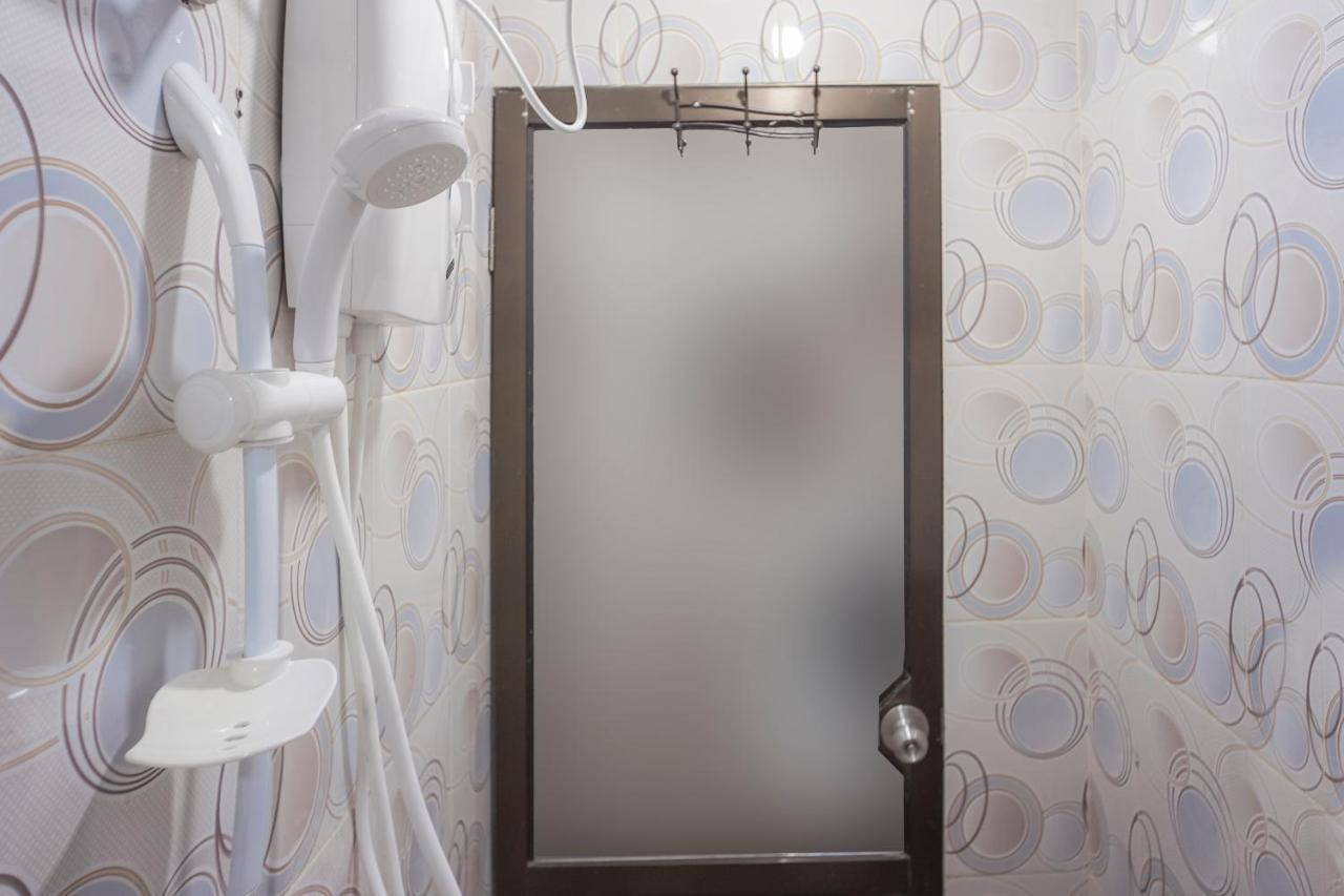 Oyo 2598 Hotel Chocolate Langsa Екстериор снимка