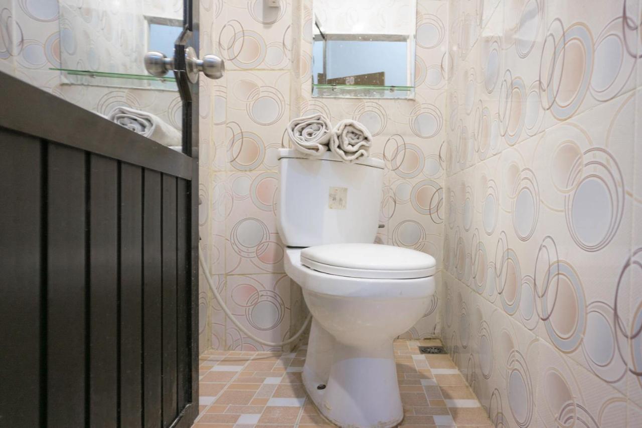 Oyo 2598 Hotel Chocolate Langsa Екстериор снимка